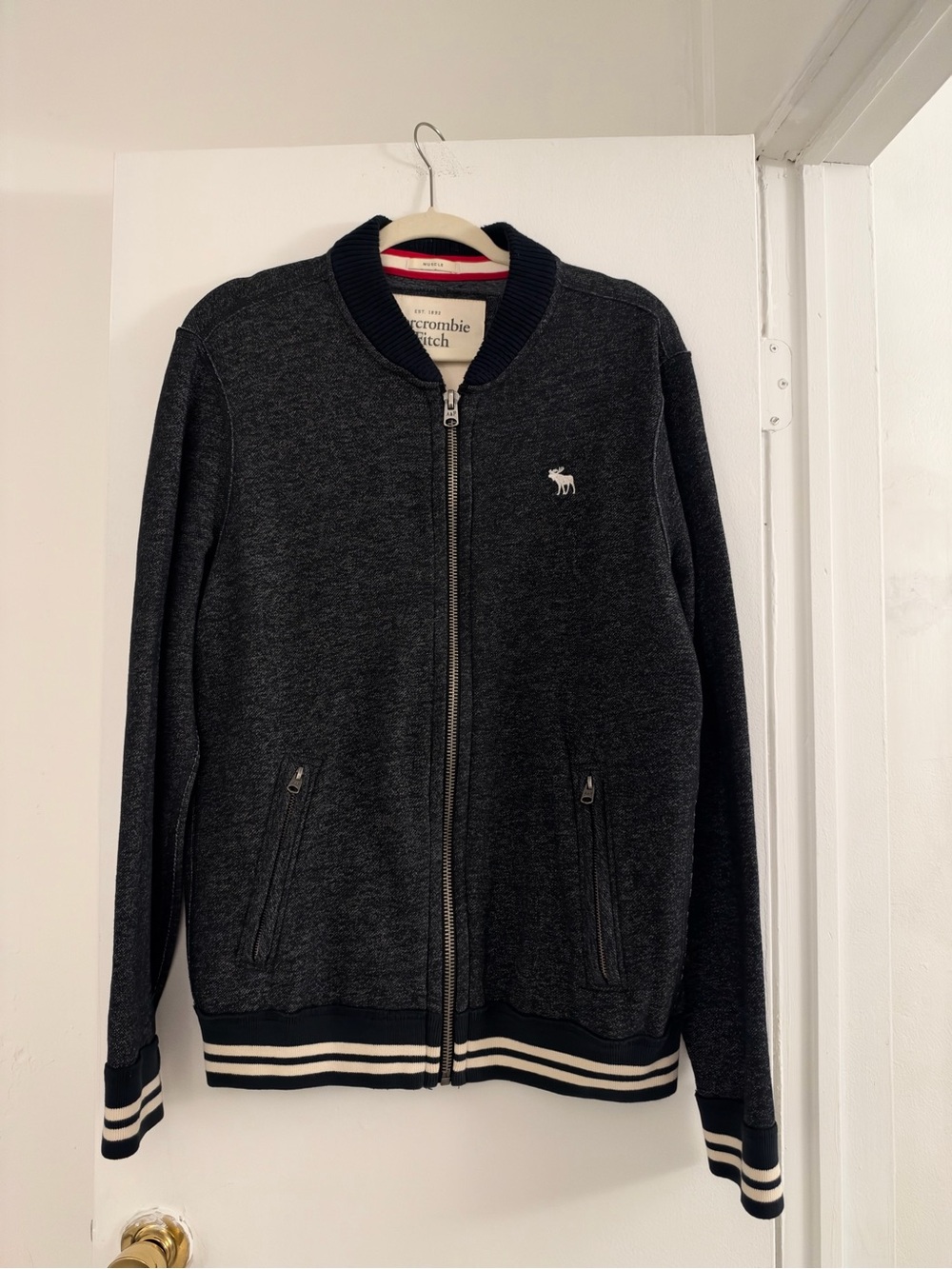 Abercrombie & Fitch Men’s Dark Gray Zip-Up Bomber Sweater - Size L